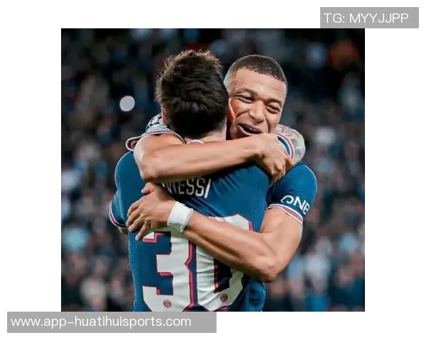 姆巴佩被誉为世界顶级球员之一什琴斯尼对其实力表示高度认可