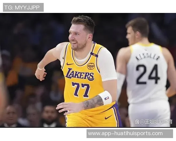 艾顿分享东契奇圣诞礼物喜悦瞬间感谢圣诞老人带来的惊喜