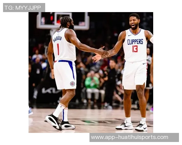 小卡谈与保罗的良好沟通共同探索提升球队实力的途径