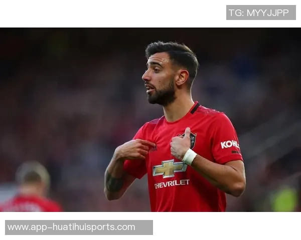 卡里克盛赞赫拉芬贝赫防守纪律性与聪明才智兼备并具备出色传球能力